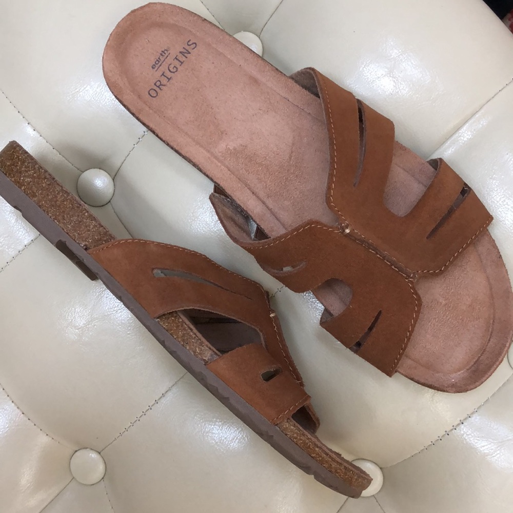 Earth Origins Lyndon Luna genuine leather sandal, size 10